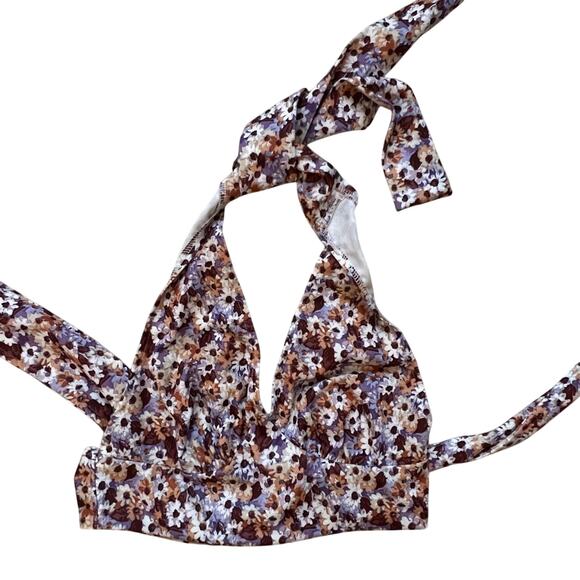 SHEIN Ditsy Floral Cropped Halter Top & Pants Set - Picture 7 of 11